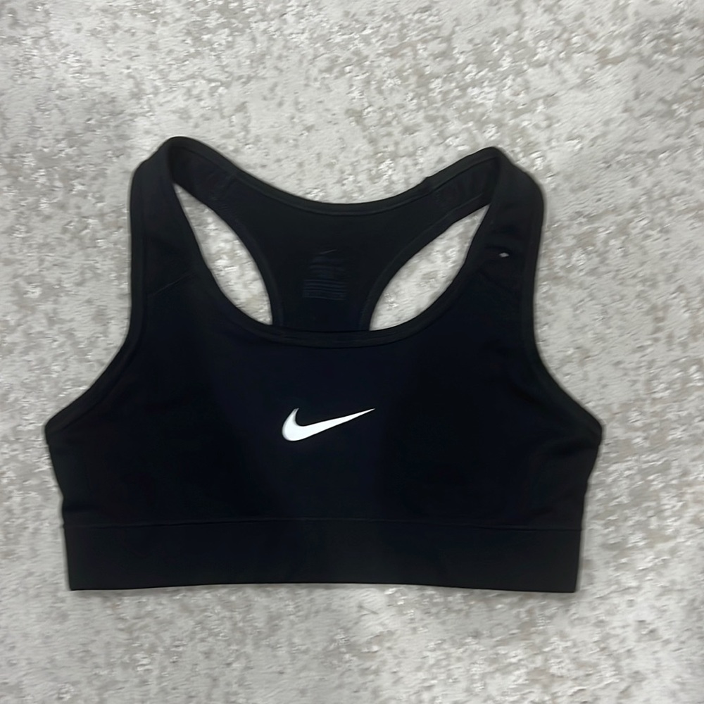 Razor back Nike bra